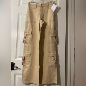 1/XS Love Fire Cotton Mid Rise Wide Leg Cargo Pants NWT New! Elastic Back Tan